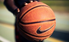 米兰体育下载-勇士强压开拓者，布伦森稳定输出不掉线，一场战术与意志的较量