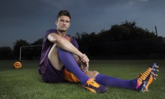 ac米兰官网-绝境中的双面传奇，韩国队绝杀葡萄牙，王皓扛起全队的孤勇