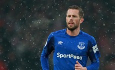 ac米兰-掘金淘汰湖人，戈贝尔里程碑之夜，一个时代的更迭