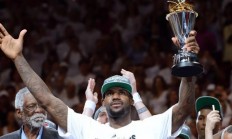 米兰体育app入口-包含沙赤巴度队成功夺冠，勇夺冠军的词条