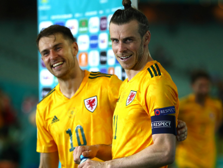 荷兰横扫尼日利亚，成功晋级欧洲杯八强的简单介绍