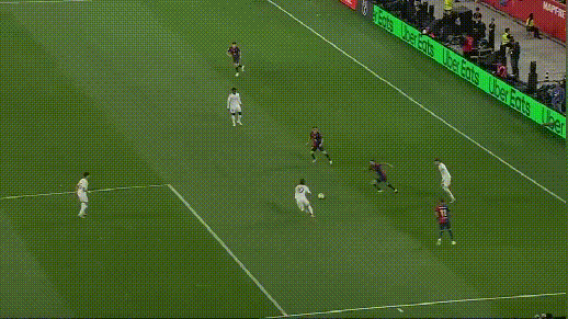 关于巴萨完胜希腊,莫德里奇刷新纪录的信息 关于巴萨完胜希腊,莫德里奇刷新纪录的信息