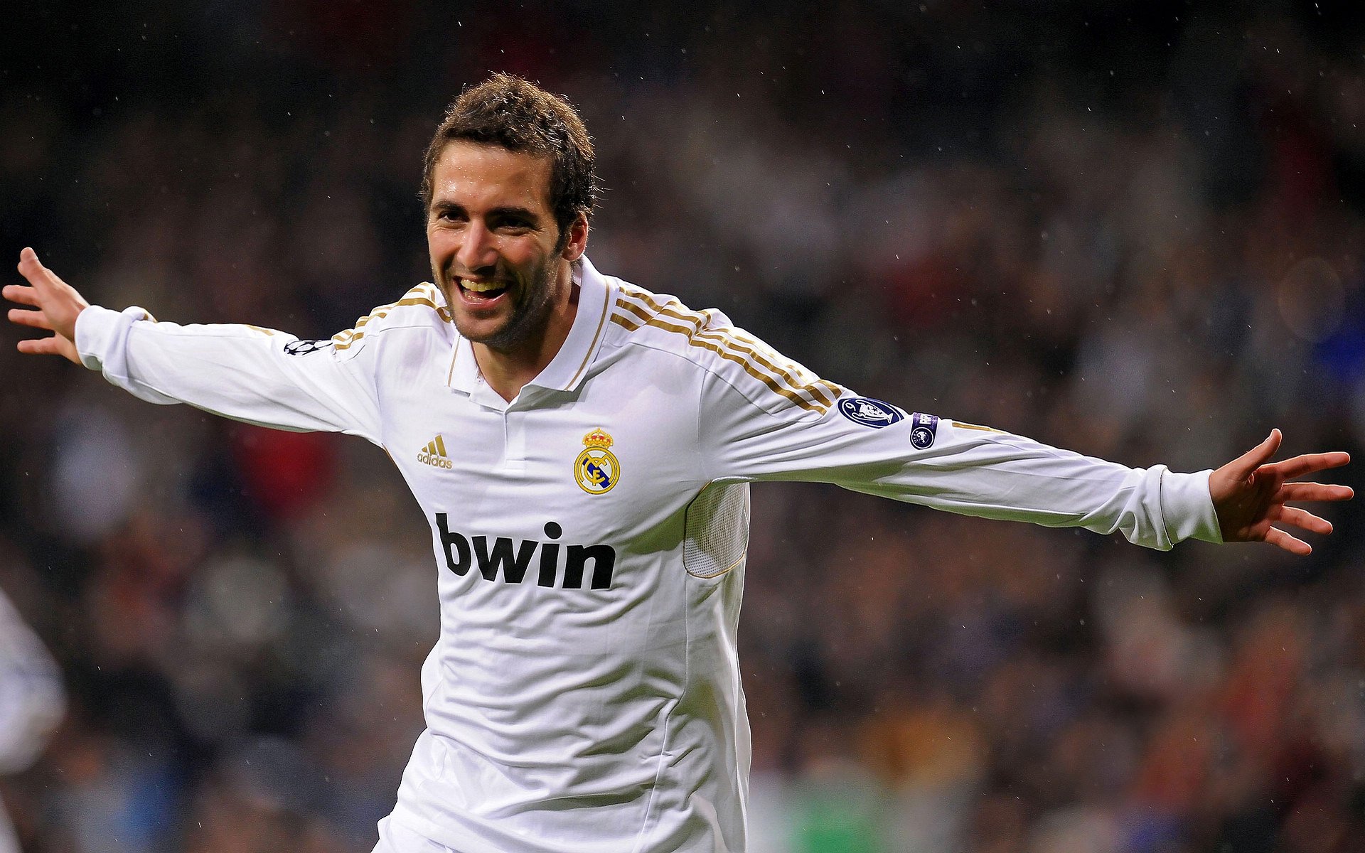 极速与坚韧，F1街道赛的轰鸣中，马刺末节带走上海队的启示